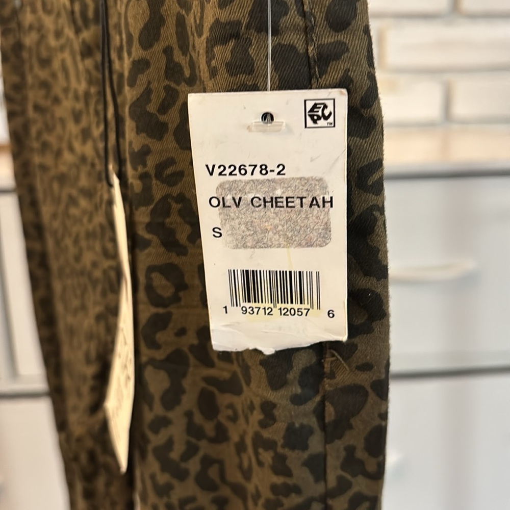 NWT Vanilla Star Cheetah Print Women’s High Rise Pull-On Jegging - Picture 4 of 8